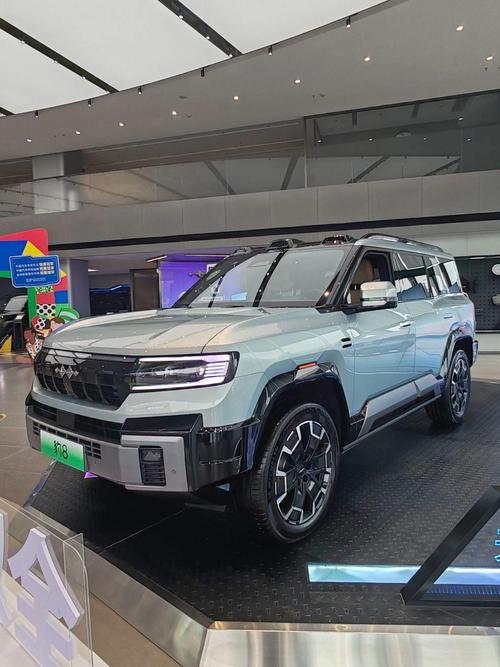 深圳3比亚迪方程豹硬派越野的爆款，英菲尼迪35周年与你共成长